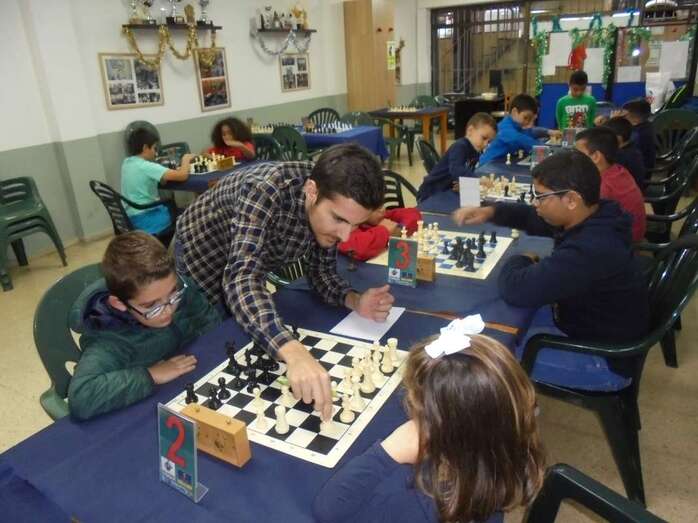 Imagen de archivo de un torneo navideño de ajedrez (Foto TA)